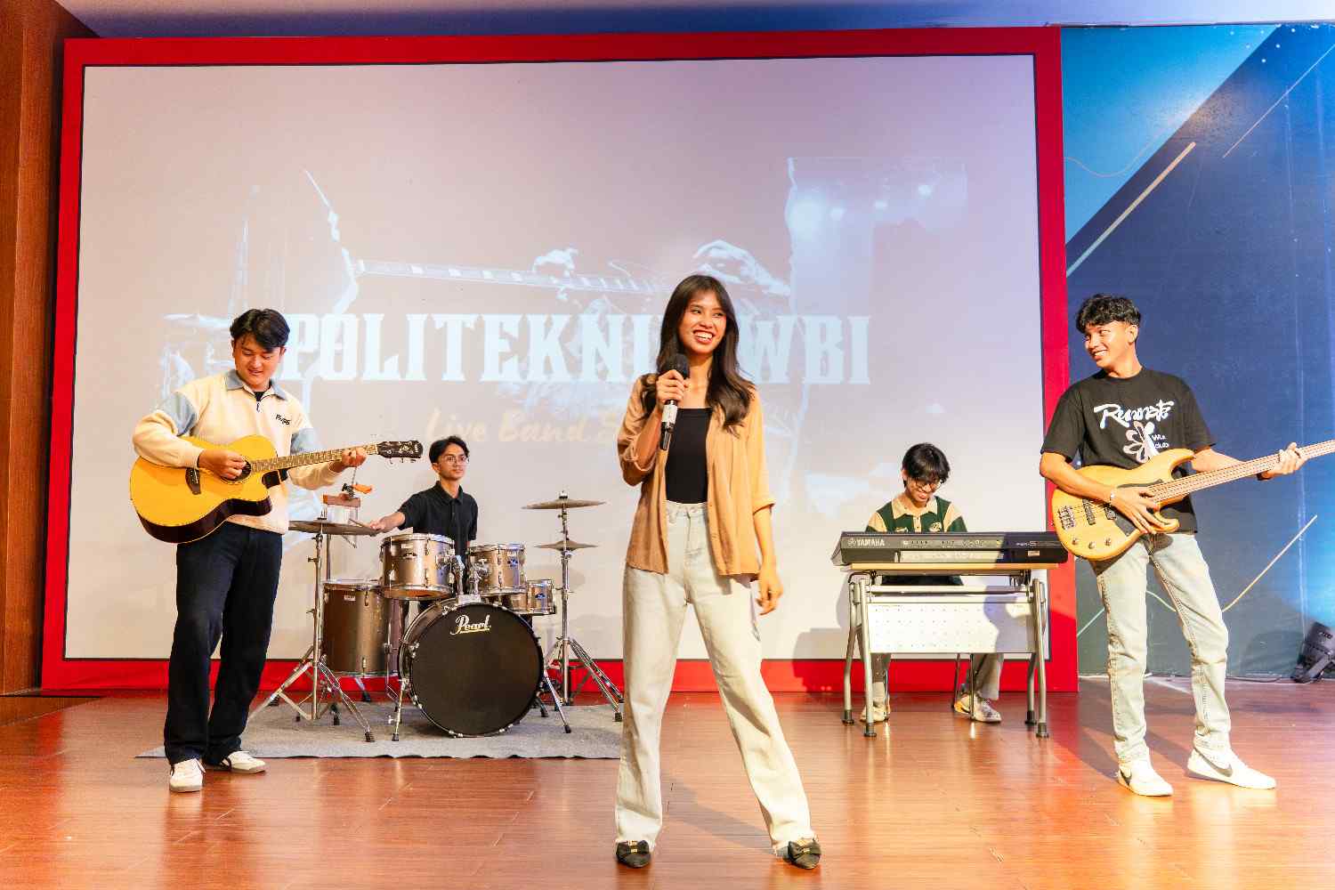 Band(1)